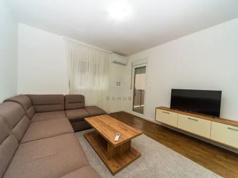 Izdavanje, jednosoban stan, 47m², Stari Aerodrom, Podgorica - image 3