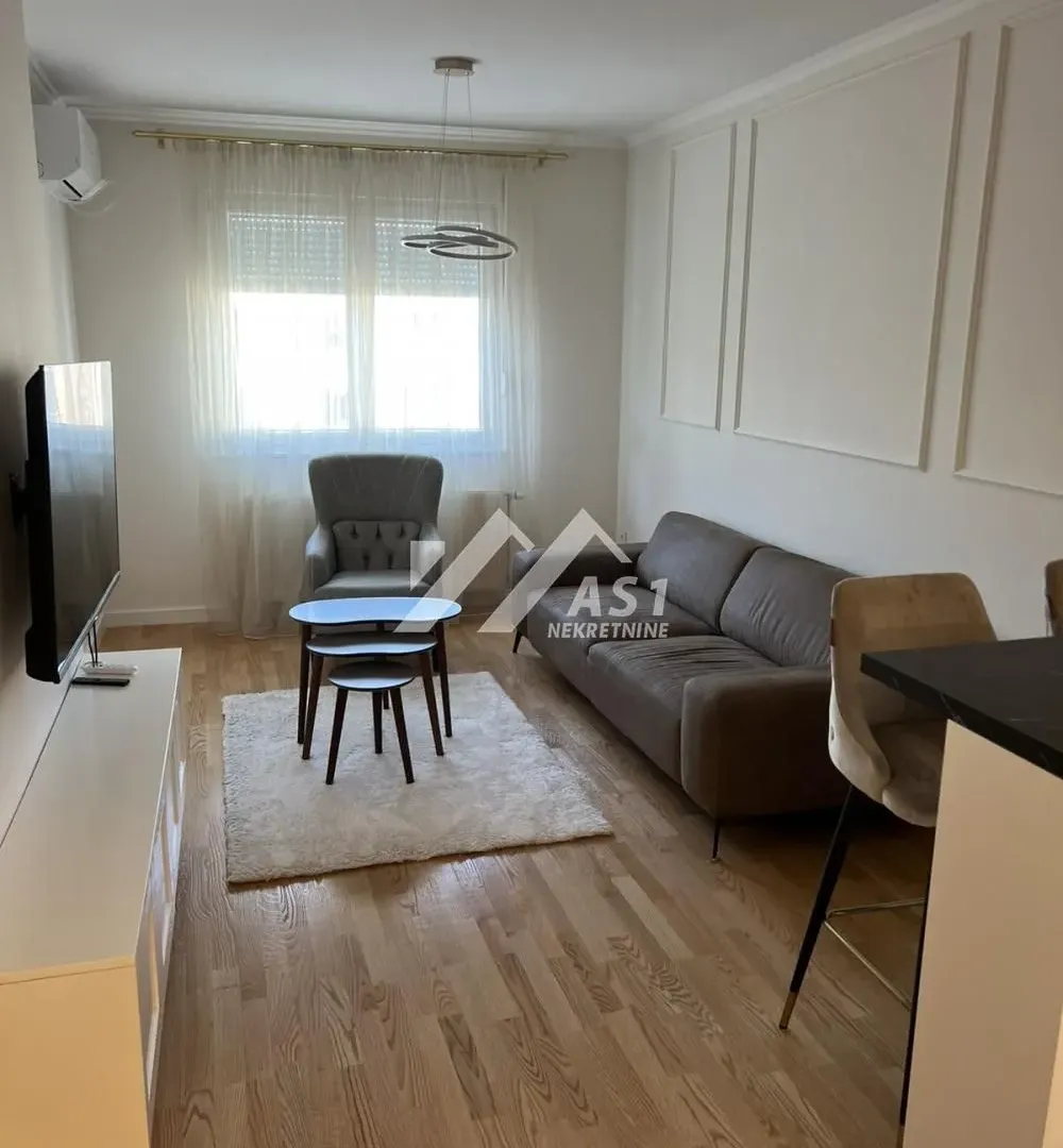 Izdavanje, dvosoban stan, 44m², Telep, Novi Sad Sve Podlokacije
