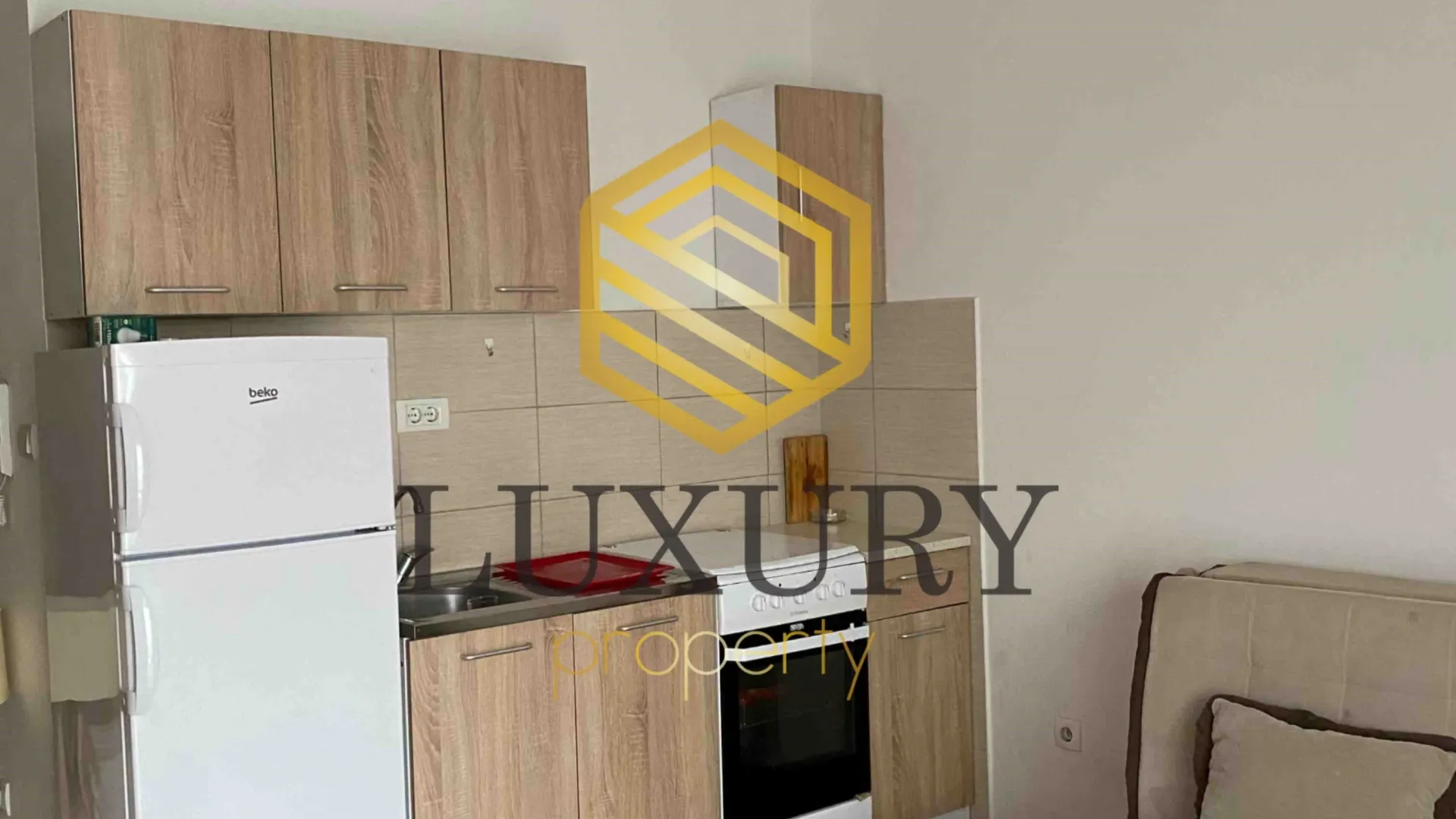 Rent, studio apartment, 29m², Stari Aerodrom, Podgorica