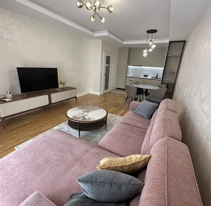 Izdavanje, dvosoban stan, 74m², Ljubović, Podgorica