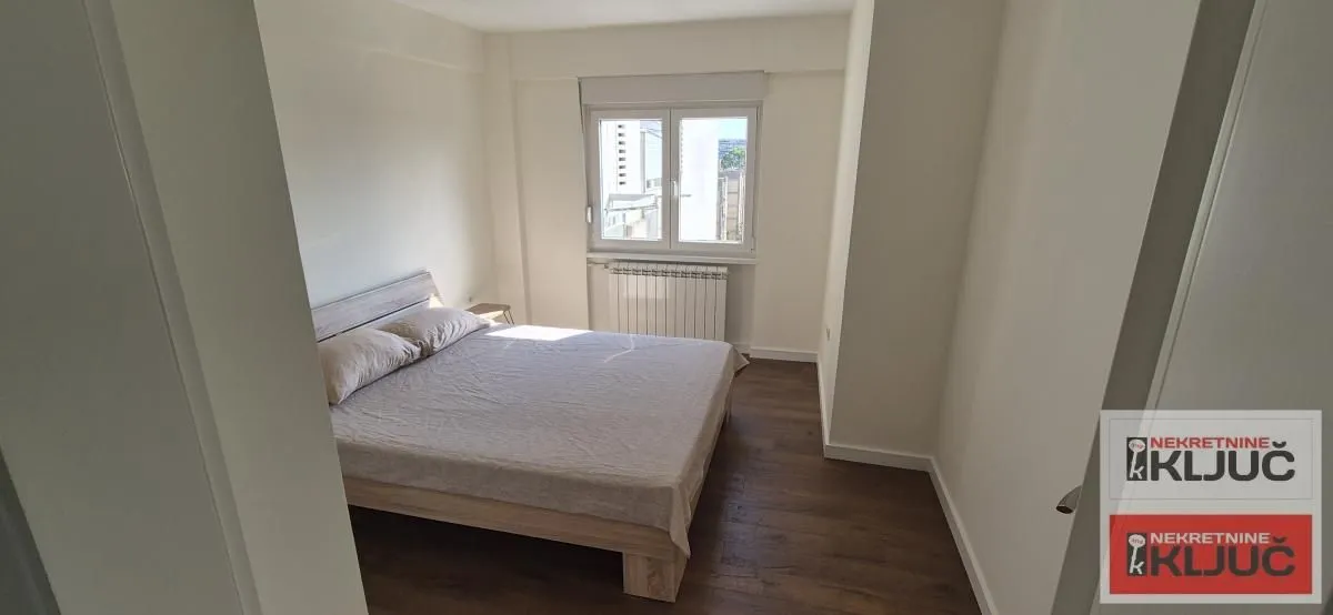 Prodaja, dvosoban stan, 57m², Sajmište, Novi Sad