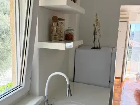 Sale, one bedroom apartment, 26m², Petrovac, Budva - image 3