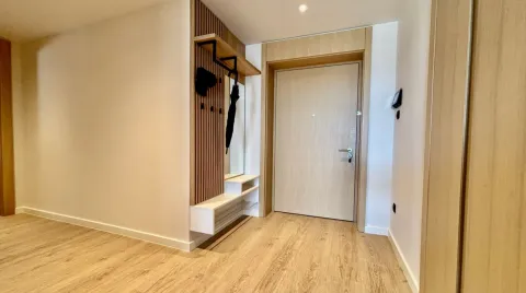 Prodaja, trosoban stan, 110m², Porto Montenegro, Tivat - image 14