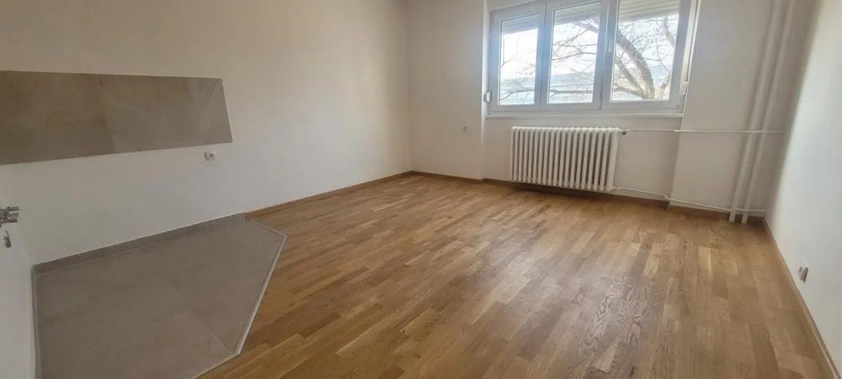 Prodaja, dvosoban stan, 54m², Sajmište, Novi Sad