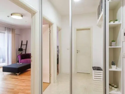 Prodaja, stan, 48m², Bečići, Budva - image 2