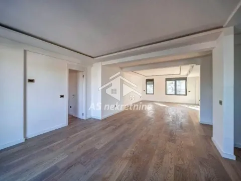 Prodaja, četvorosoban stan, 197m², Južni Bulevar, Vračar Sve Podlokacije - image 2