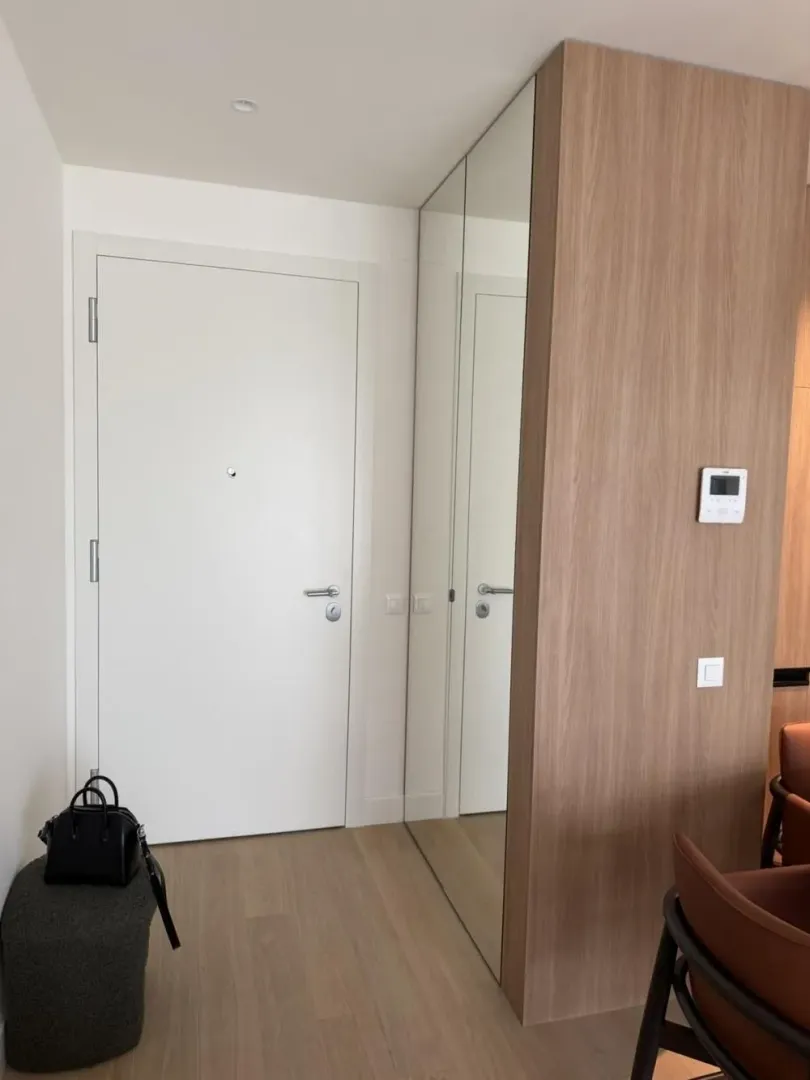 Izdavanje, trosoban stan, 78m², Novi Beograd Blok 64, Novi Beograd Sve Podlokacije