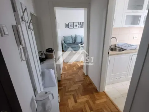 Izdavanje, jednosoban stan, 27m², Grbavica, Novi Sad Sve Podlokacije - image 3