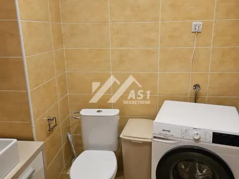 Izdavanje, trosoban stan, 70m², Grbavica, Novi Sad Sve Podlokacije - image 8