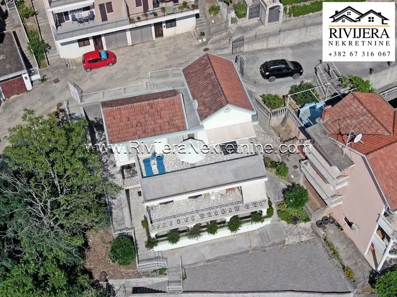 Prodaja, kuća, 171m², Centar, Herceg Novi