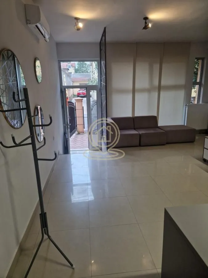 Rent, office space, 70m², Hadzipopovac, Palilula Sve Podlokacije