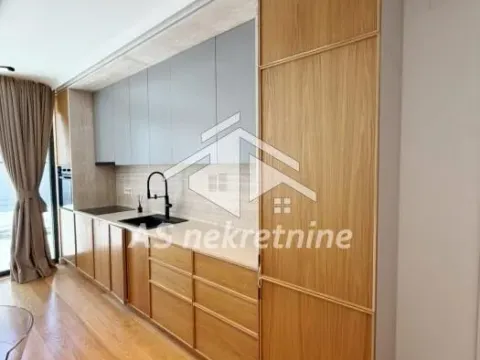 Rent, three bedroom apartment, 125m², Crveni Krst, Beograd - image 7
