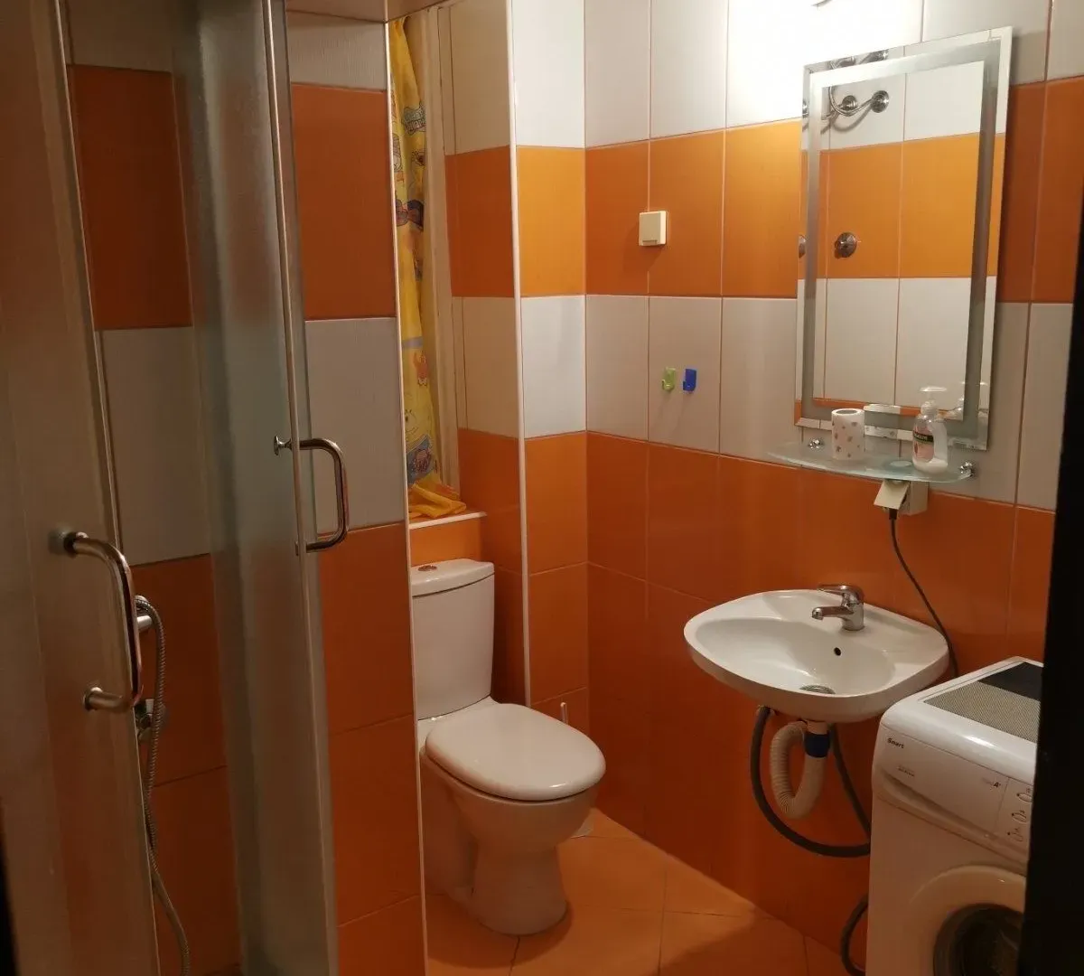 Izdavanje, garsonjera, 32m², Centar, Podgorica