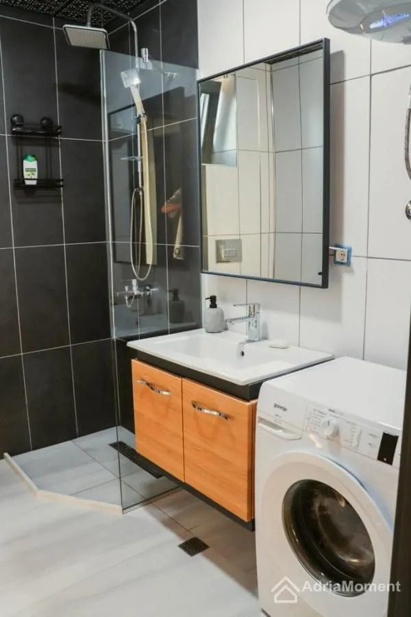 Sale, two bedroom apartment, 155m², Sveti Stefan, Budva