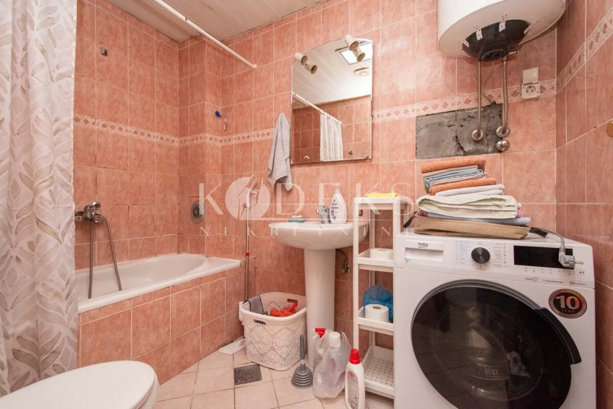 Rent, one bedroom apartment, 51m², Stari Aerodrom, Podgorica