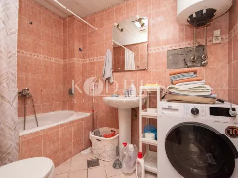 Izdavanje, jednosoban stan, 51m², Stari Aerodrom, Podgorica - image 6