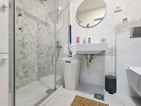 Rent, one bedroom apartment, 49m², Central Point, Podgorica - image 11