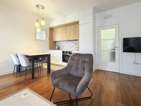 Rent, one bedroom apartment, 47m², City Kej, Podgorica - image 3