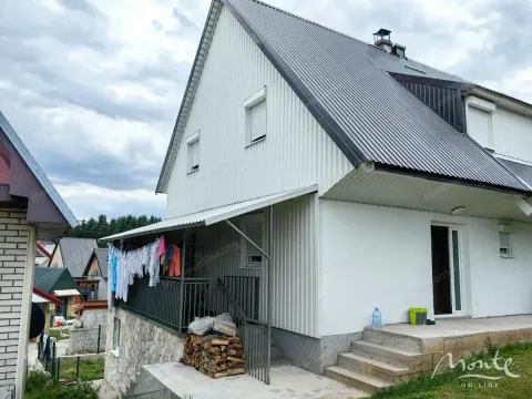 Prodaja, kuća, 130m², Žabljak, Crna Gora