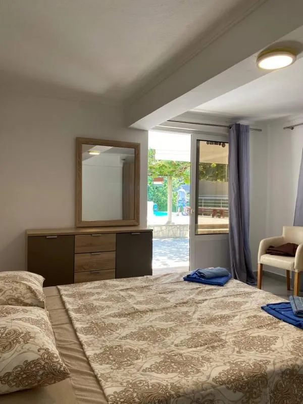 Sale, house, 235m², Reževići, Budva