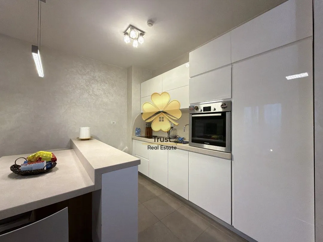 Izdavanje, dvosoban stan, 70m², City Kvart, Podgorica