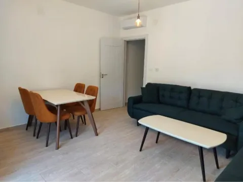 Stan-na-dan, jednosoban stan, 54m², Bečići, Budva - image 2