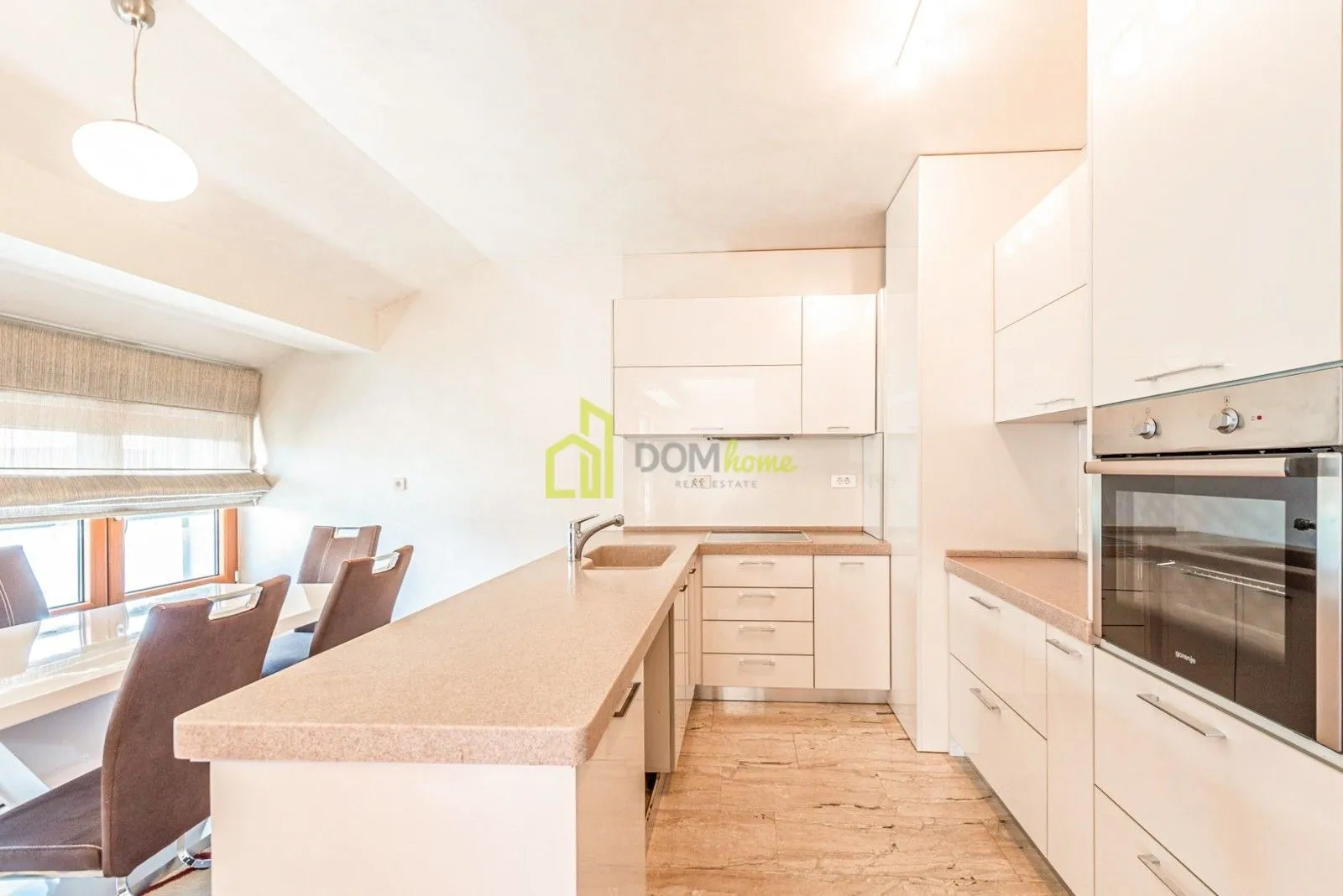 Prodaja, trosoban stan, 127m², Momišići, Podgorica