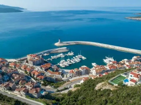 Sale, one bedroom apartment, 62m², Luštica Bay, Tivat - image 13