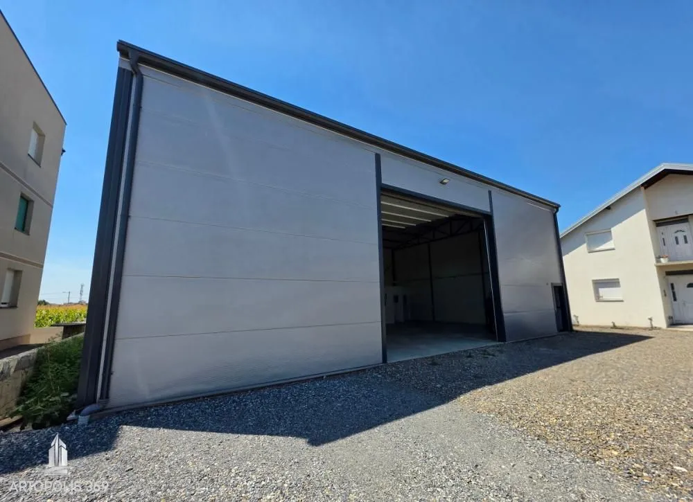 Rent, office space, 205m², Batajnica, Beograd