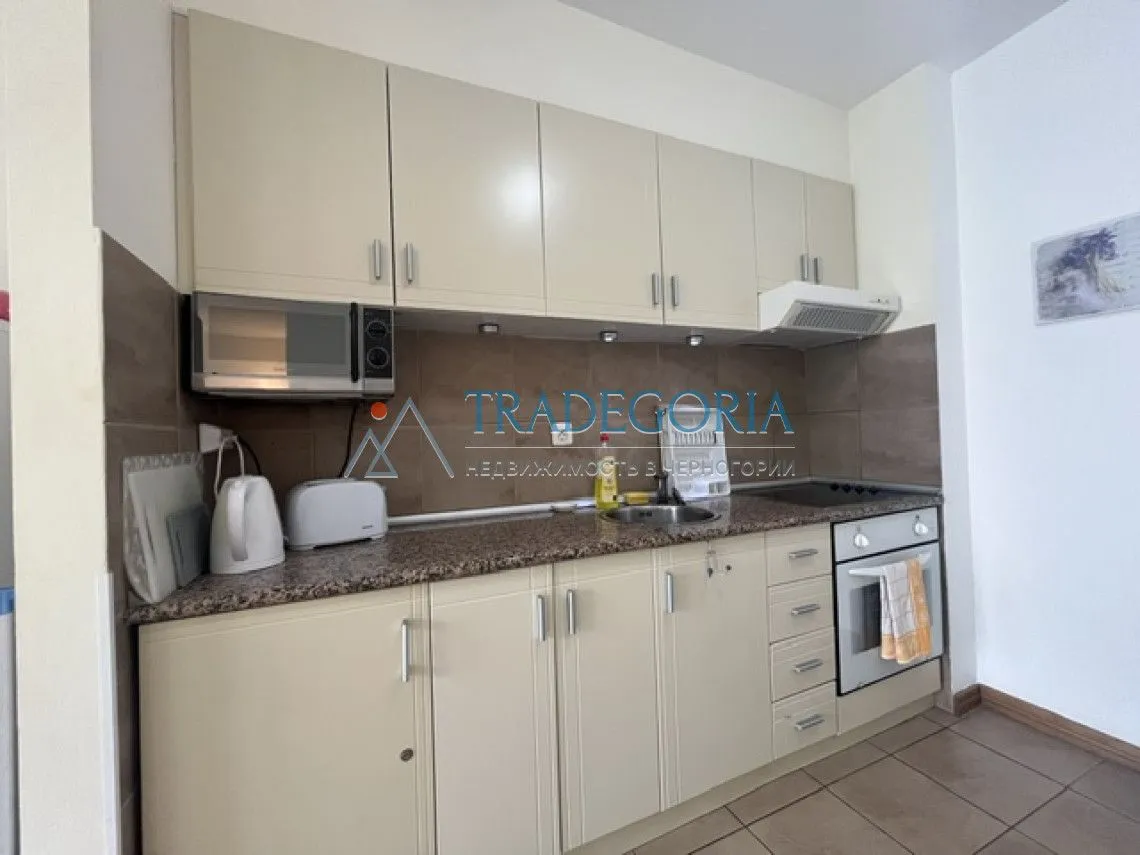 Sale, two bedroom apartment, 57m², Bečići, Budva