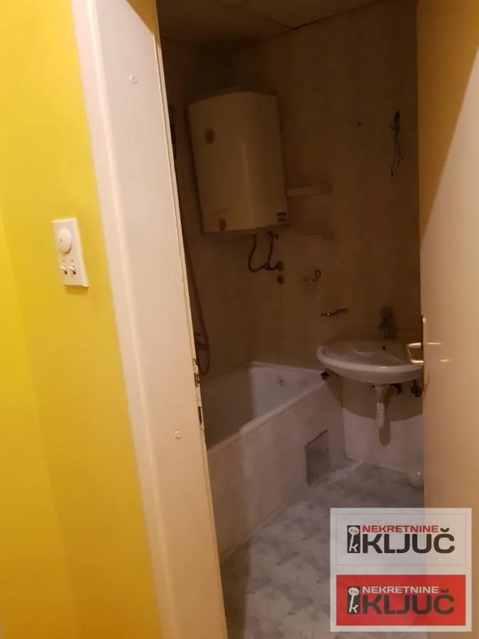 Prodaja, dvosoban stan, 59m², Podbara, Novi Sad Sve Podlokacije
