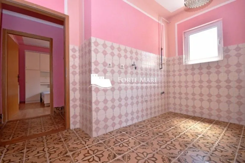 Prodaja, dvosoban stan, 79m², Đenovići, Herceg Novi