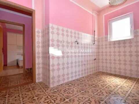 Sale, two bedroom apartment, 79m², Đenovići, Herceg Novi - image 6