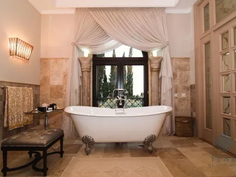 Sale, house, 550m², Reževići, Budva - image 19