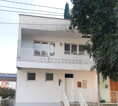 Kuća in Momišići