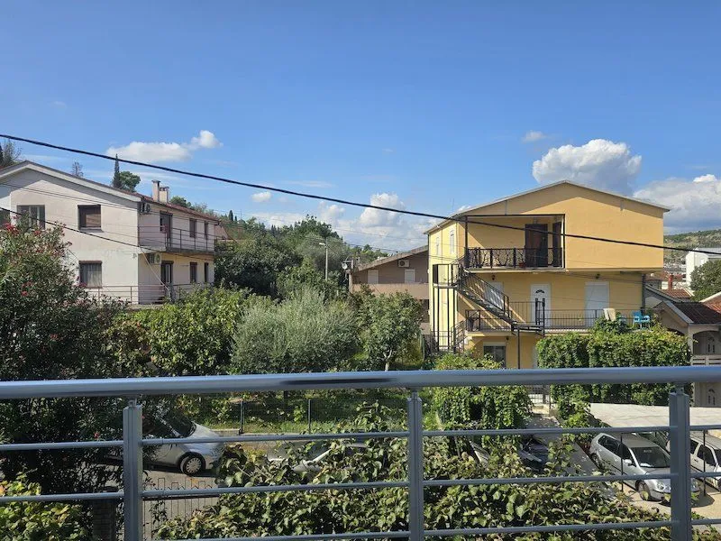 Prodaja, kuća, 300m², Zagorič, Podgorica