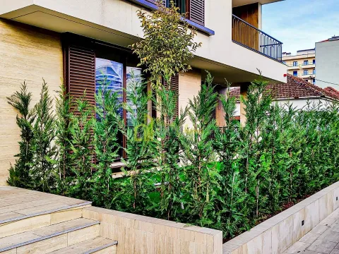 Prodaja, trosoban stan, 137m², Centar, Podgorica - image 14