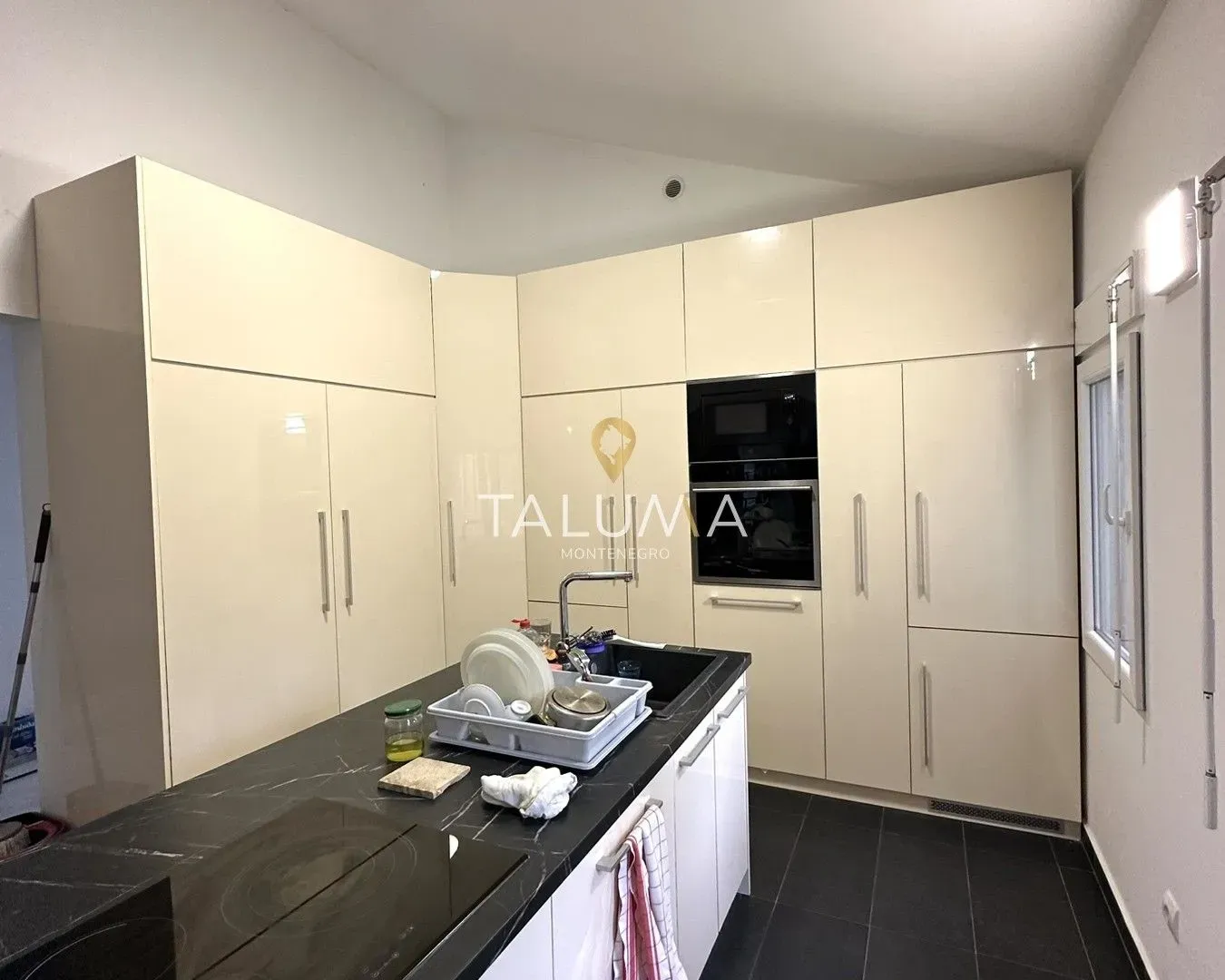 Prodaja, kuća, 276m², Orja Luka, Danilovgrad