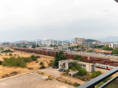 Izdavanje, dvosoban stan, 65m², Stari Aerodrom, Podgorica - image 13