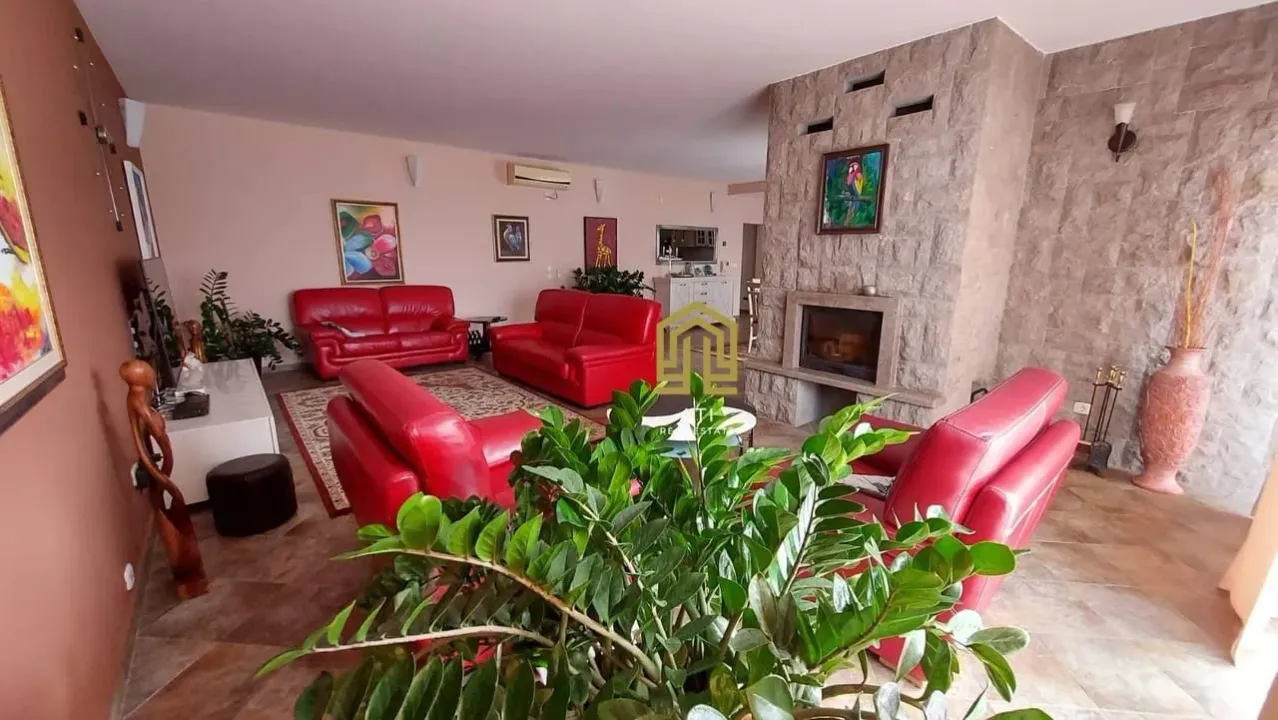 Sale, house, 495m², Budva okolina, Budva