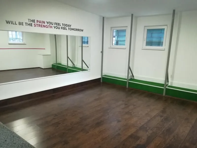 Rent, office space, 140m², Đeram Pijaca, Beograd