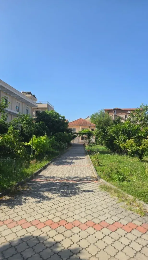 Prodaja, plac, 1893m², Kalimanj, Tivat