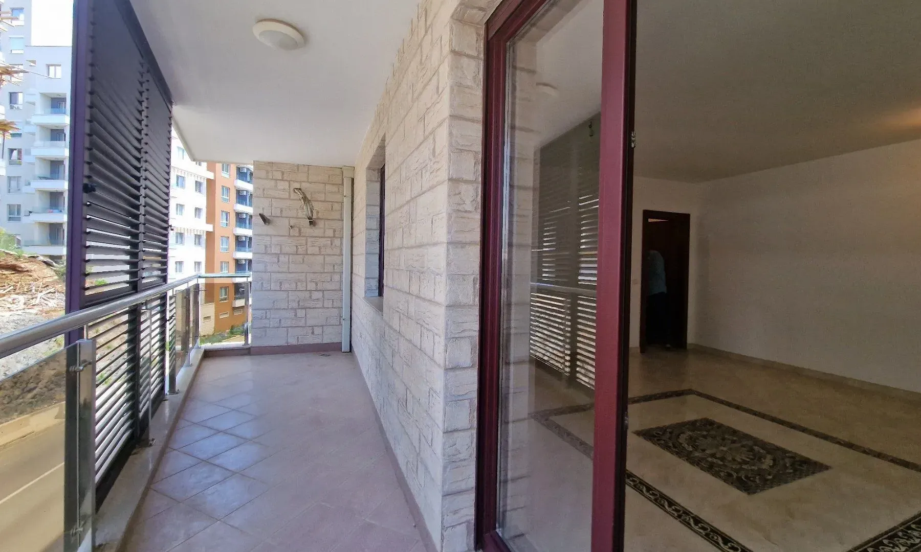 Sale, one bedroom apartment, 72m², Bečići, Budva