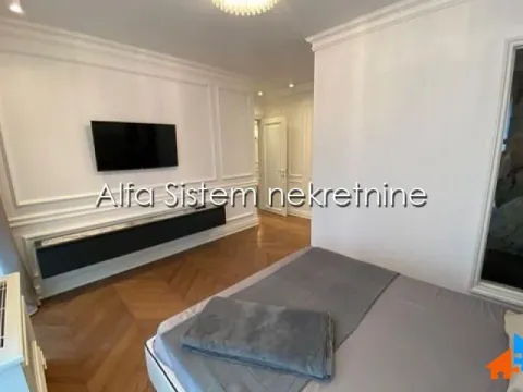 Rent, four bedroom apartment, 140m², Čubura, Beograd - image 5