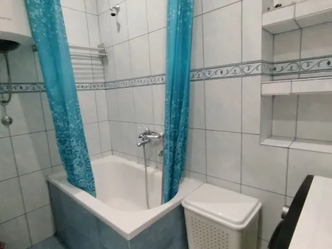Izdavanje, jednosoban stan, 53m², Centar, Podgorica - image 5