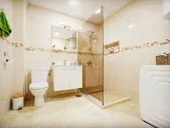 Izdavanje, dvosoban stan, 83m², Gradiošnica, Tivat - image 10