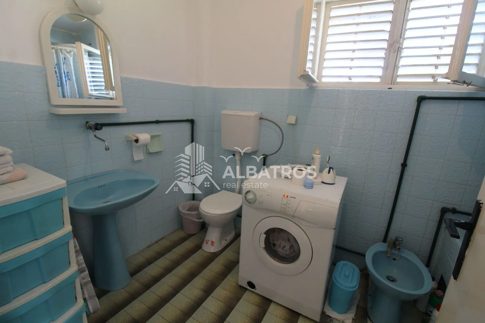 Izdavanje, kuća, 125m², Bar, Crna Gora