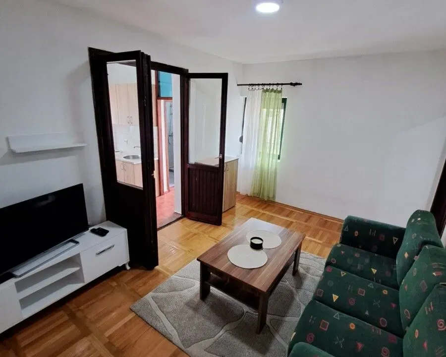 Rent, one bedroom apartment, 45m², Zlatica, Podgorica