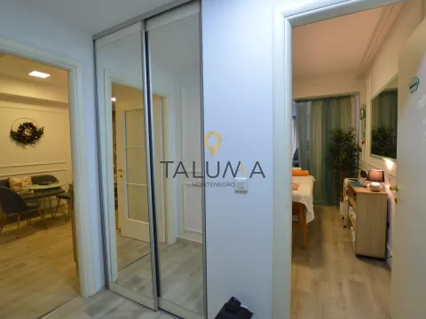 Izdavanje, poslovni prostor, 63m², City Kvart, Podgorica - image 8