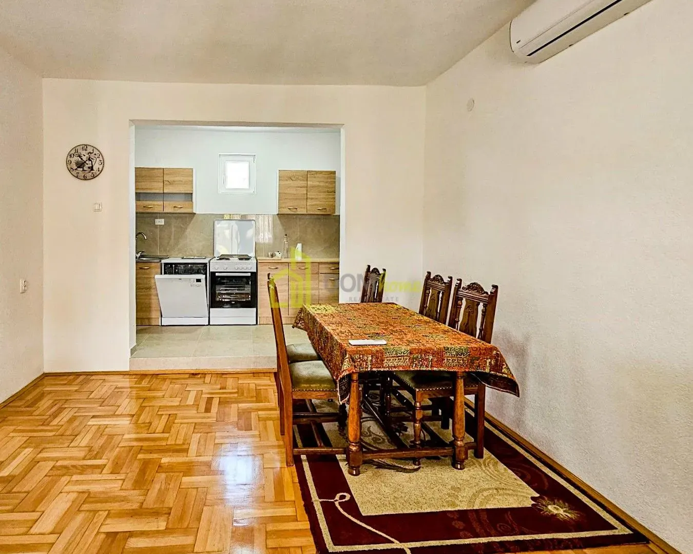 Rent, house, 100m², Zlatica, Podgorica
